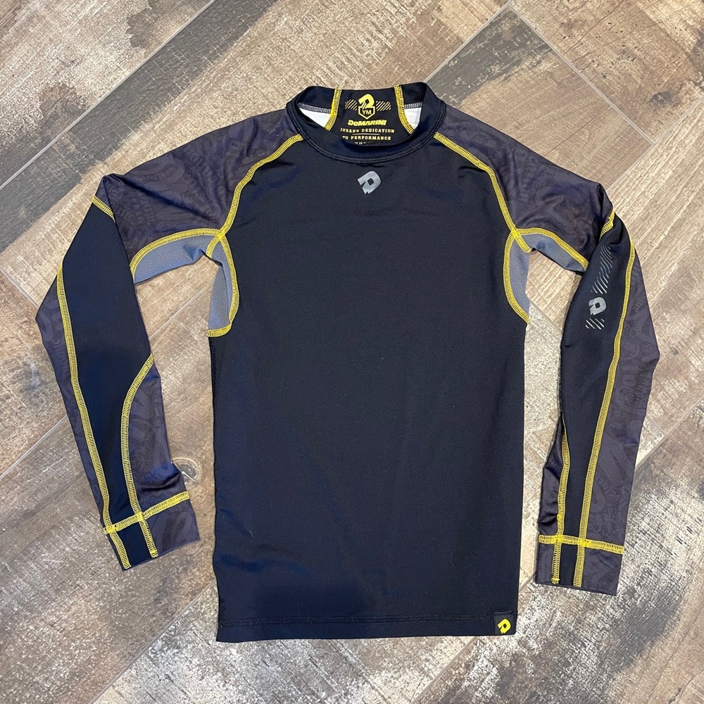 DeMarini Boys athletic top